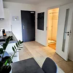 91 Aparthotel 3*