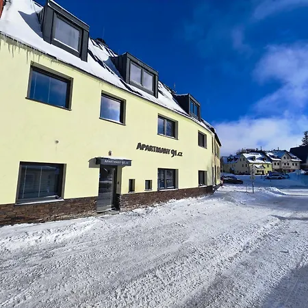 91 Aparthotel 3*